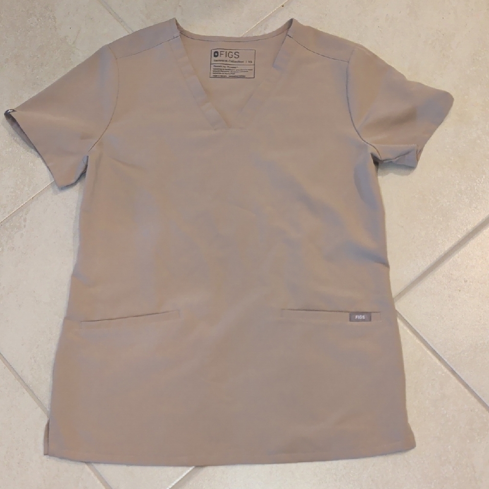 Figs V-Neck Scrub Top in Taupe
